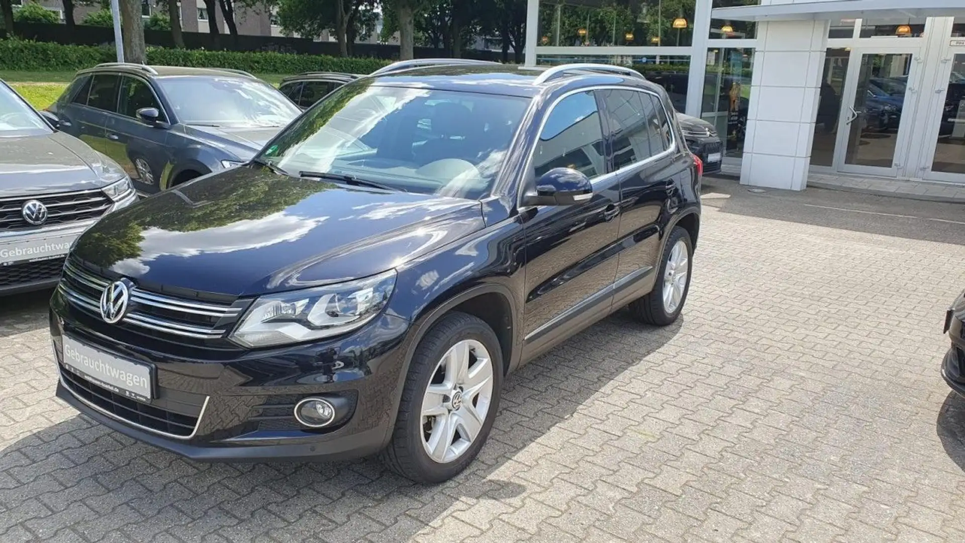 Volkswagen Tiguan 2.0 TSI Sport&Style 4Motion+Leder Klima Noir - 1