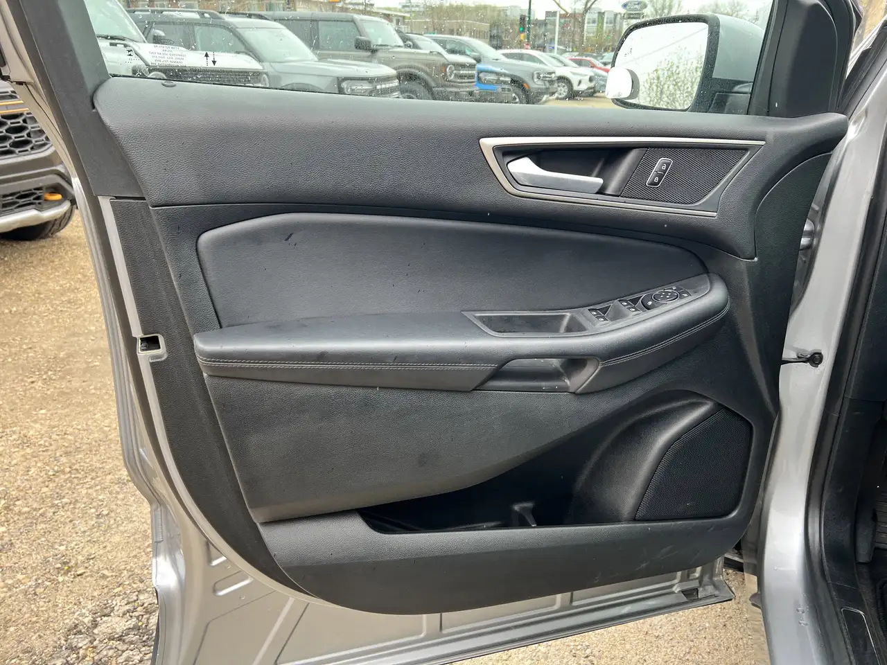 Ford Edge снимка Ford Edge