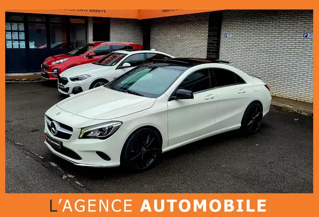 Mercedes-Benz CLA 220 d PANO - LED - CAMERA - NO AdBlue! - HEATED SEATS