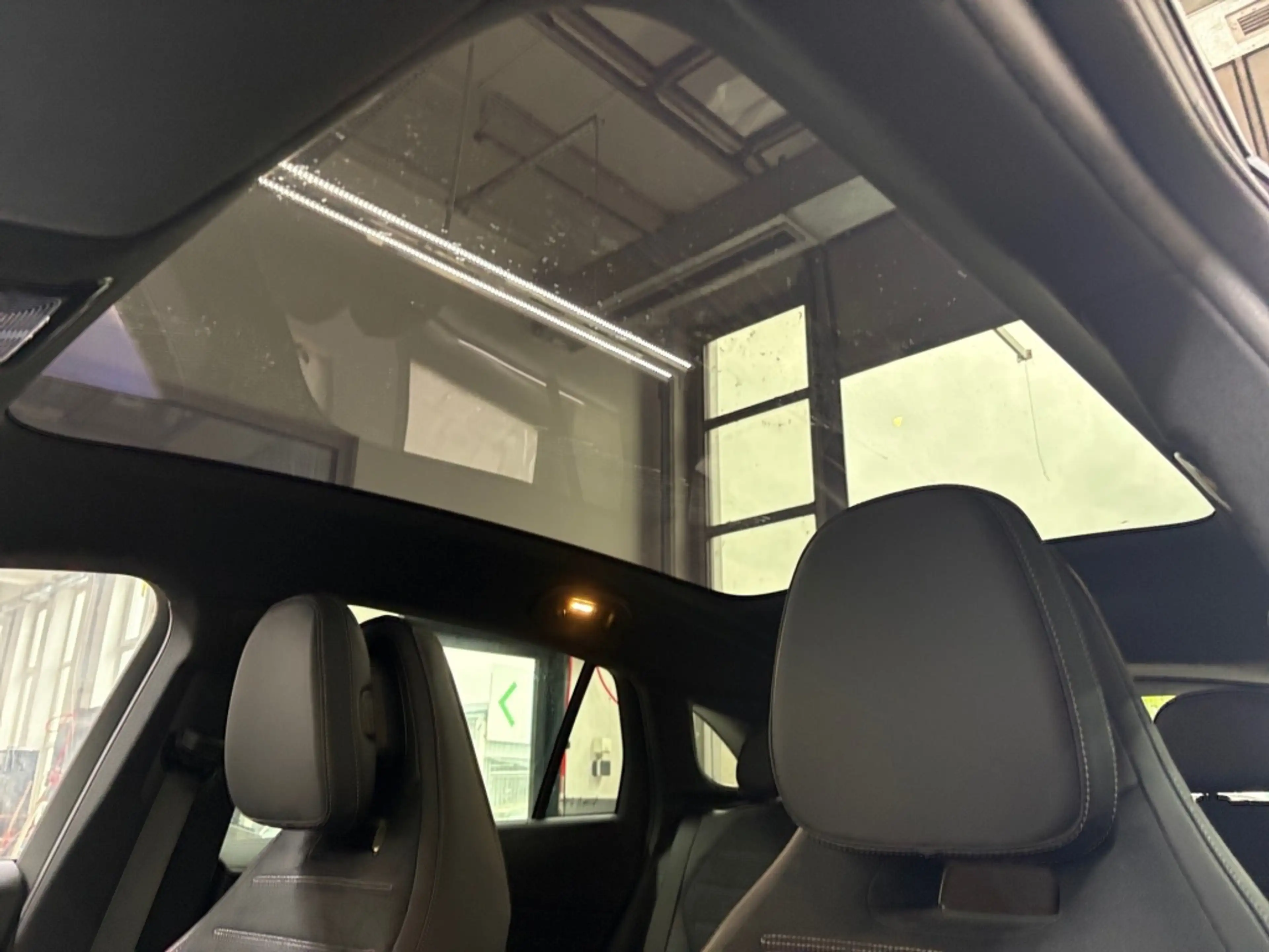 Mercedes-Benz GLC 400 4M AMG-Line+Night+Pano+AHK+DISTRONIC+LED — photo 15