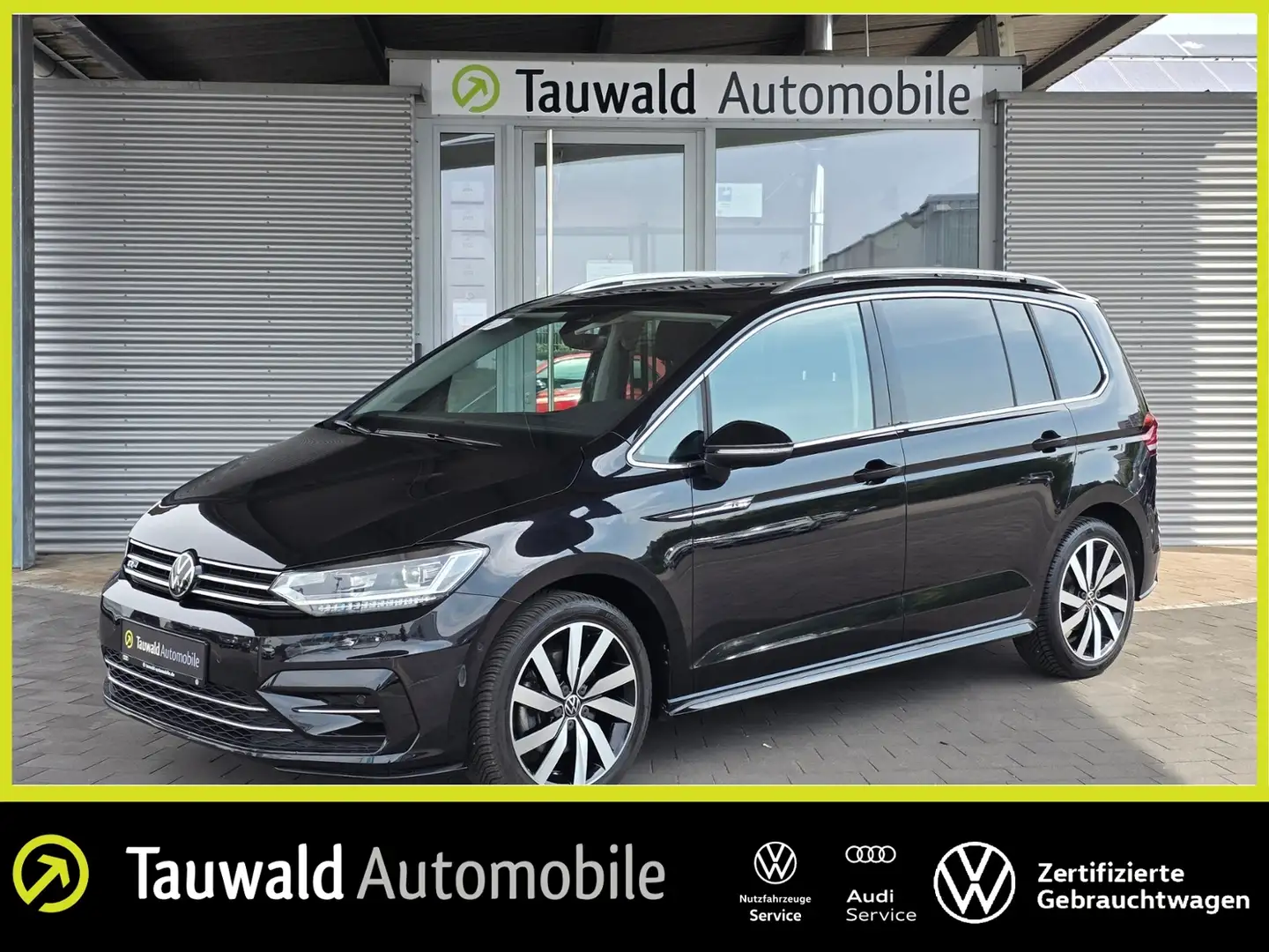 Volkswagen Touran 1.5 TSI DSG R-Line 7-S/PANO/IQ/AHK/RFK/TRAVEL Schwarz - 1