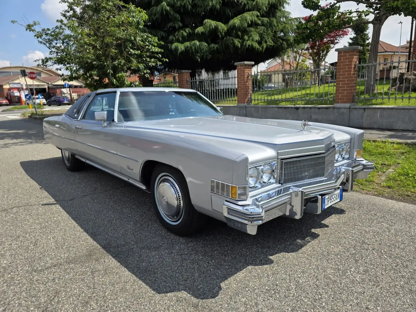 Cadillac Eldorado Coupè Grigio - 1