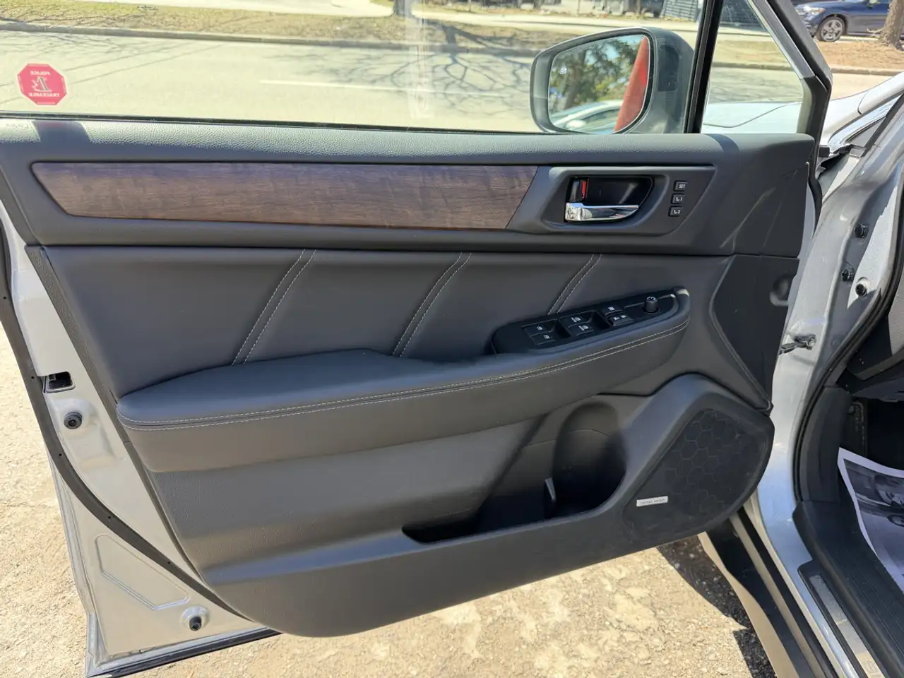 Subaru OUTBACK снимка Subaru OUTBACK