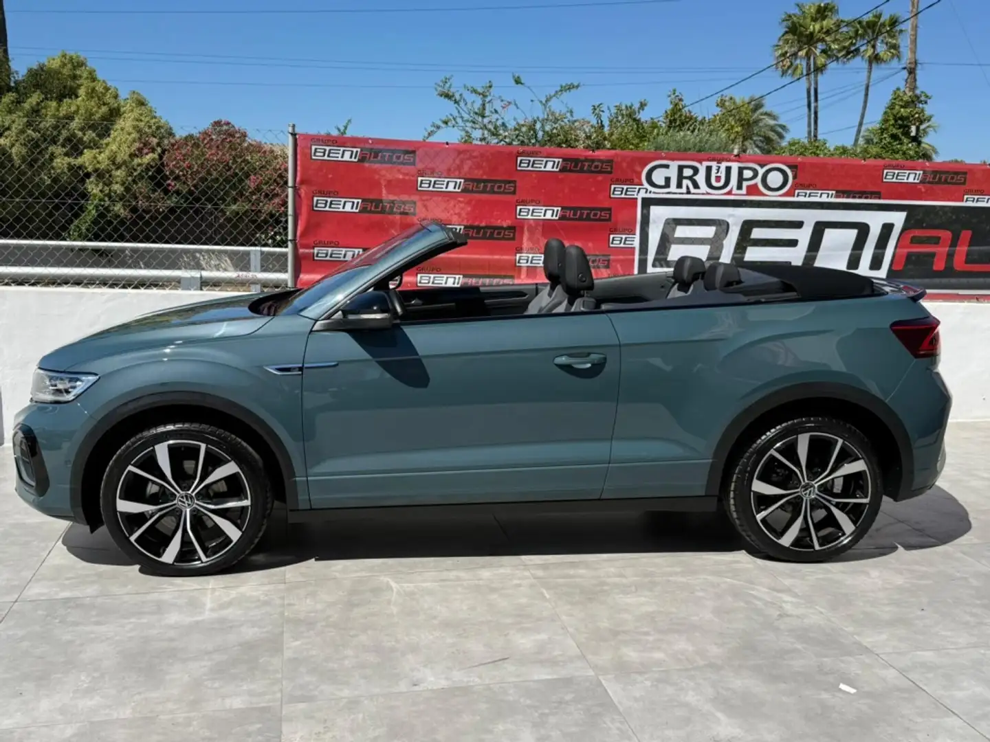 Volkswagen T-Roc Cabrio 1.5 TSI R-Line DSG7 110KW Azul - 2