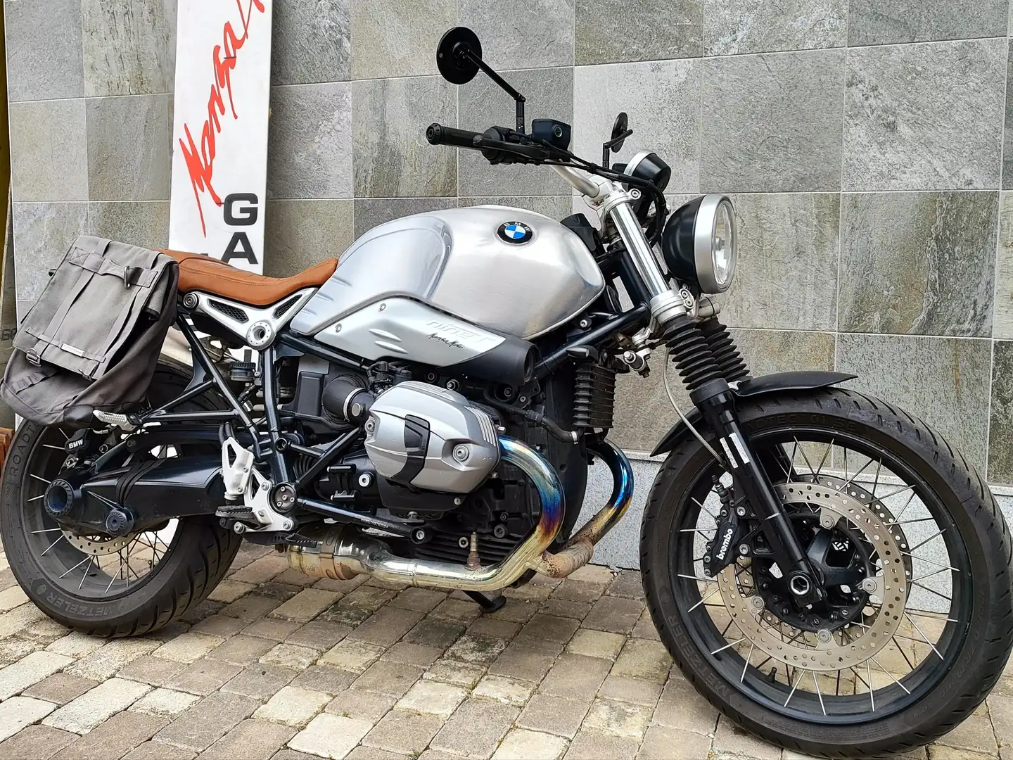BMW R 12 nineT Grey - 2