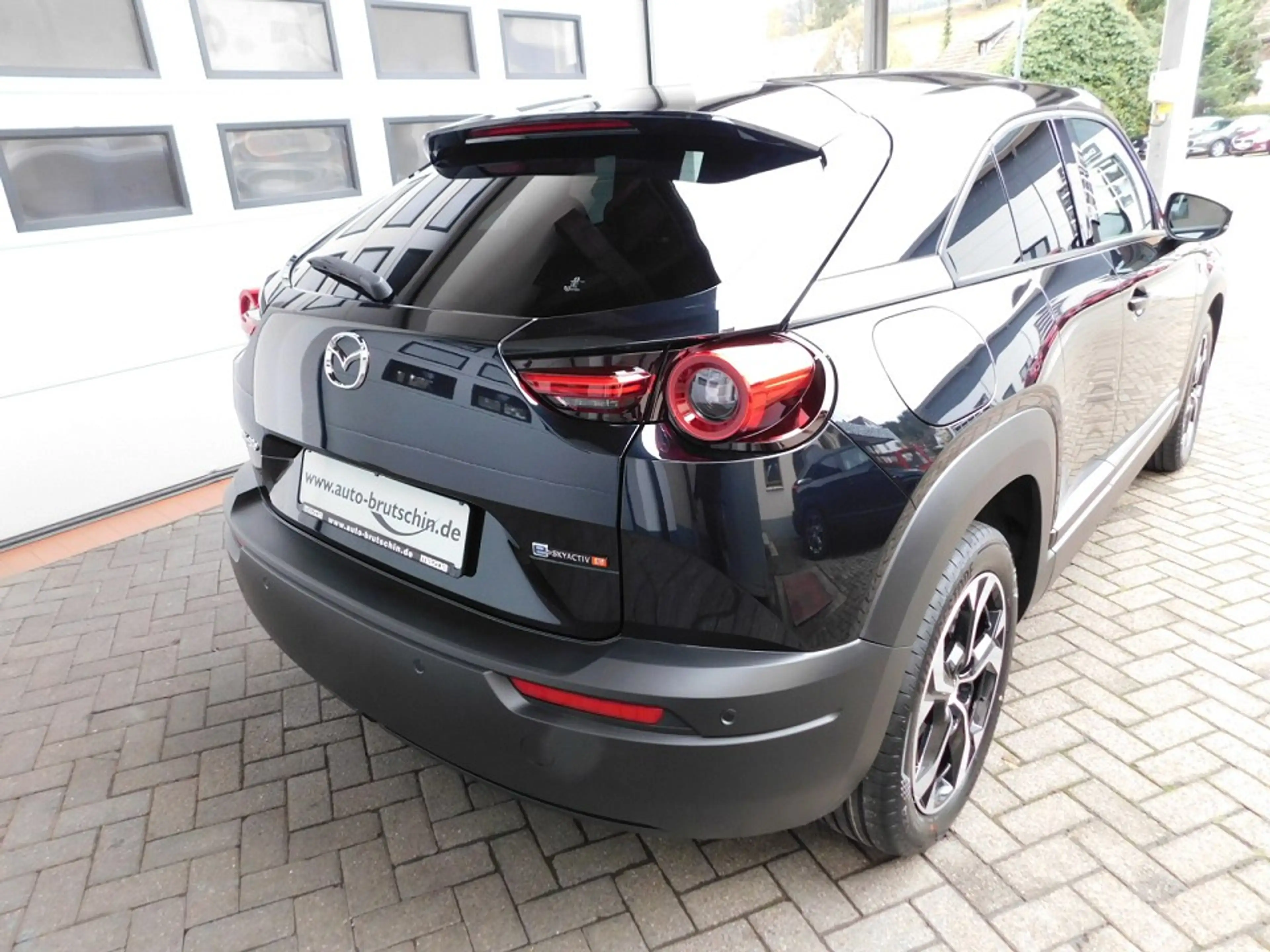 Mazda MX-30 e-SKYACTIV R-EV Makato Urban Expression/Premium-P. — photo 4