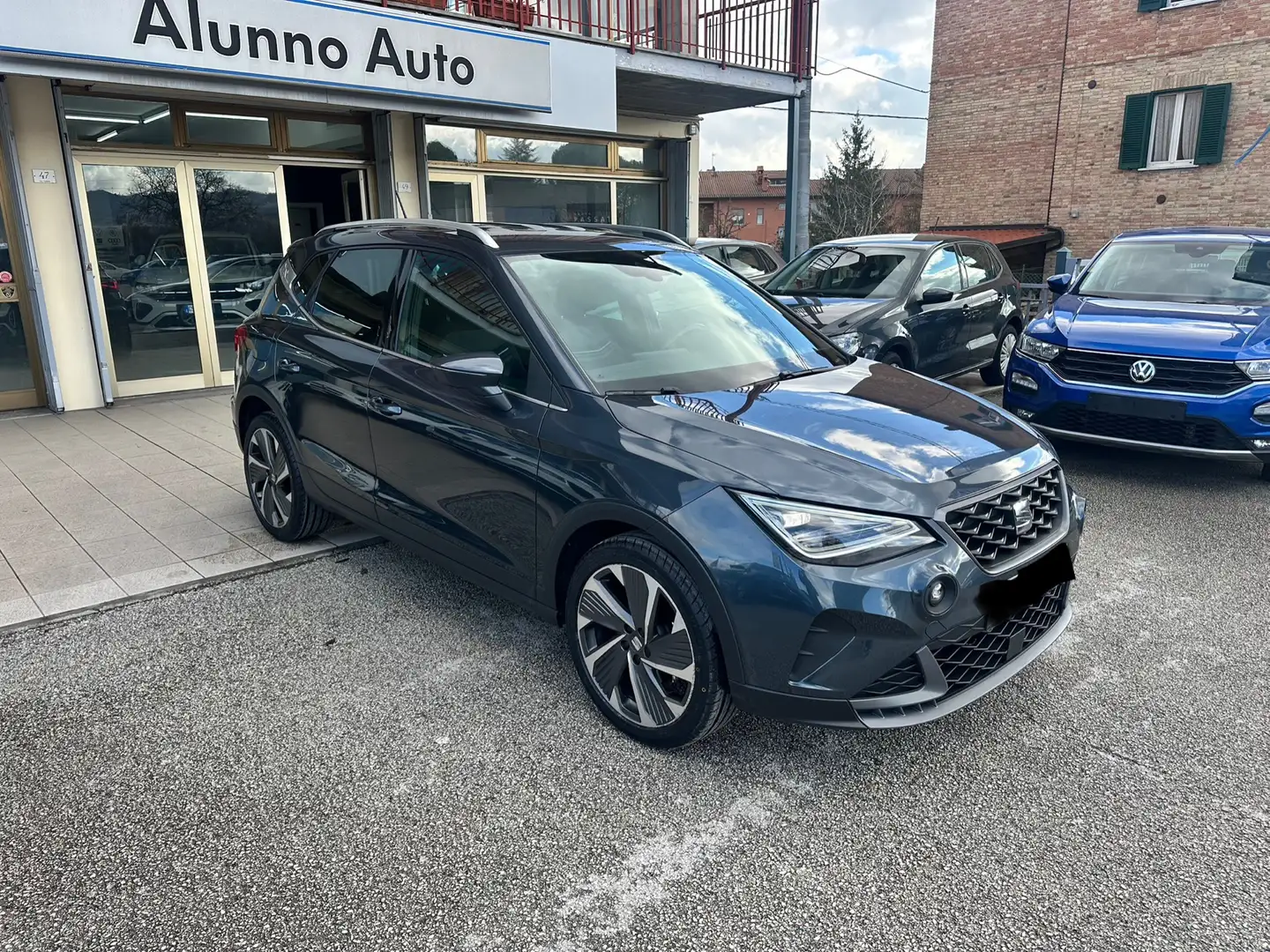 SEAT Arona Arona 1.0 tgi FR 90cv Gris - 2