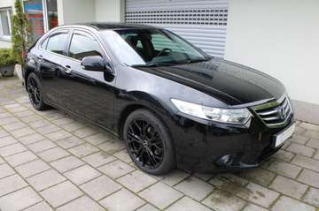 2.2i-DTEC Lifestyle Klimaautomatik Tempomat PDC AH