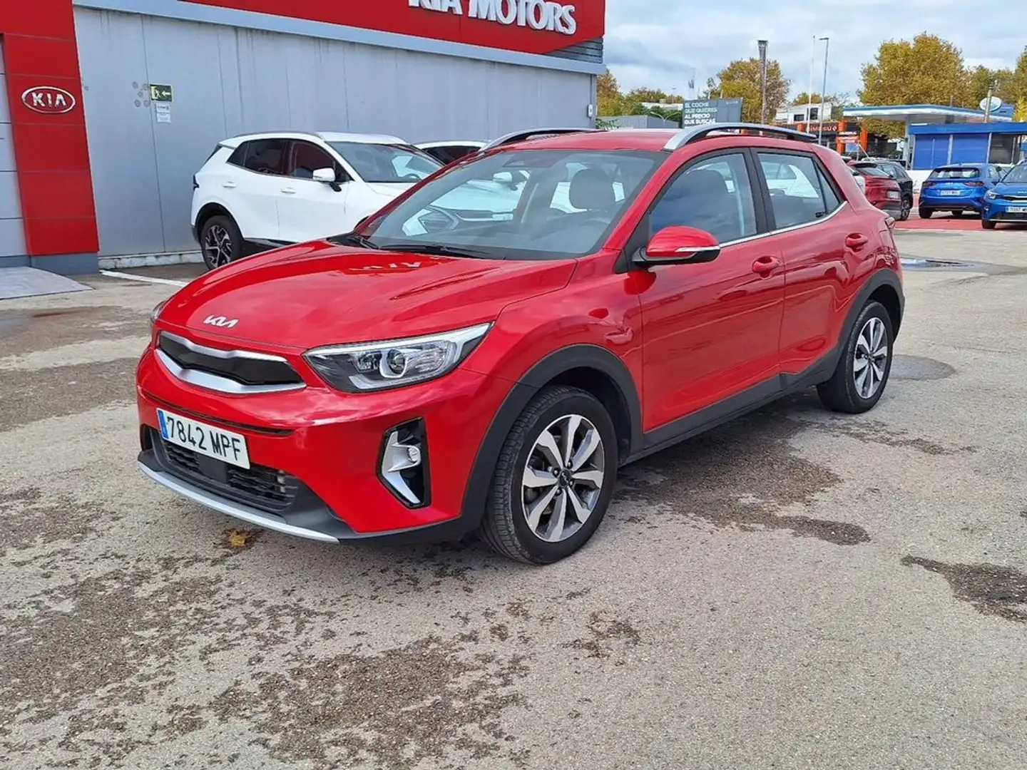 Kia Stonic 1.0 T-GDi 74kW (100CV) MHEV MT Drive Rojo - 1