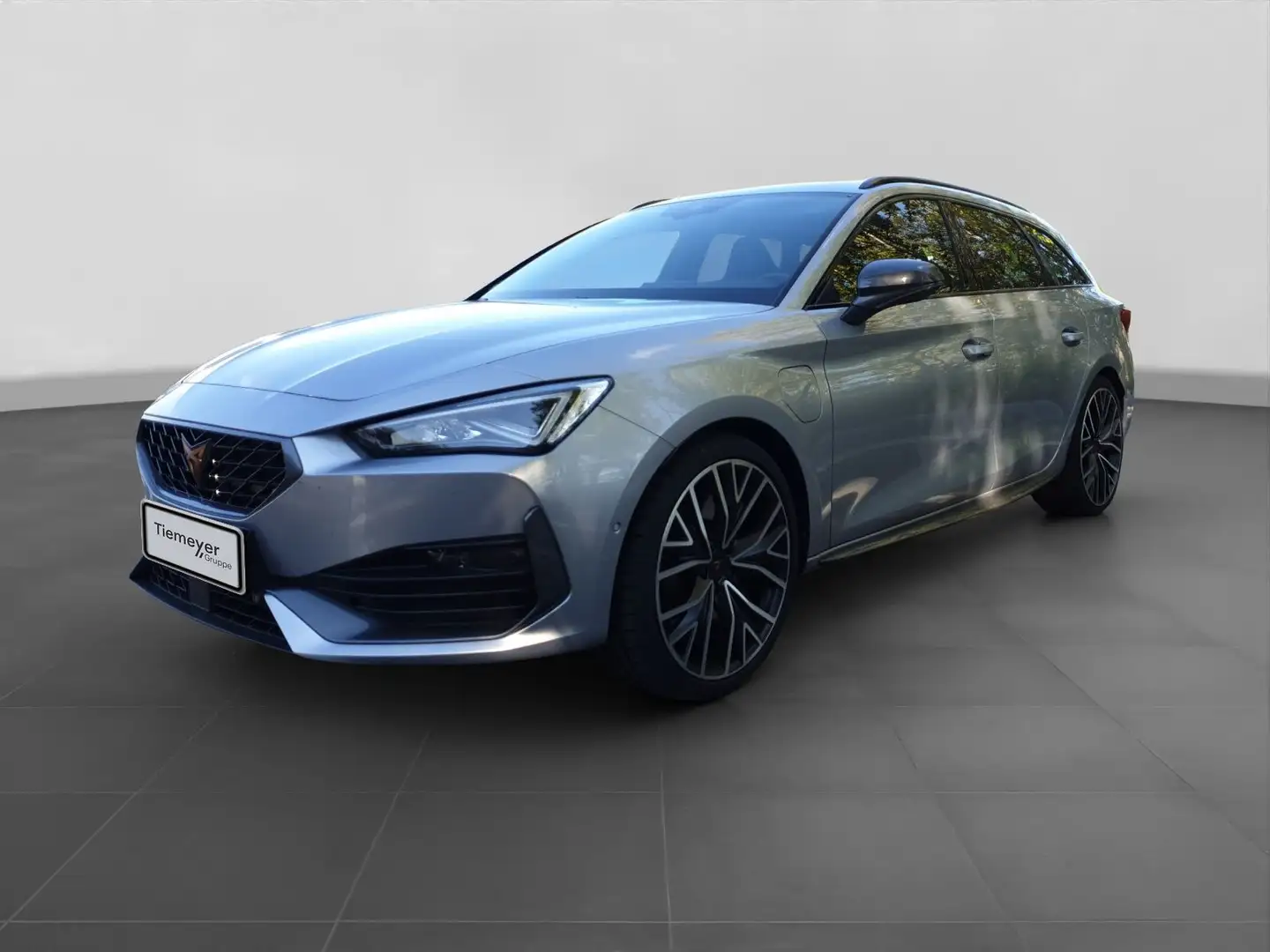 CUPRA Leon Sportstourer eHybrid VZ LM19 ASSIST eKLAPPE Silber - 2