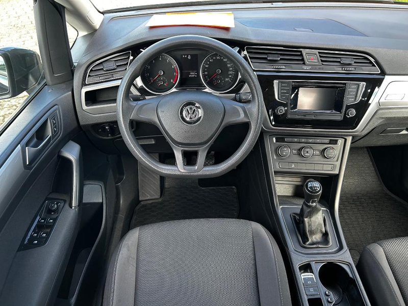 Volkswagen Touran Trendline — photo 4
