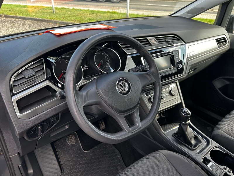 Volkswagen Touran Trendline — photo 5