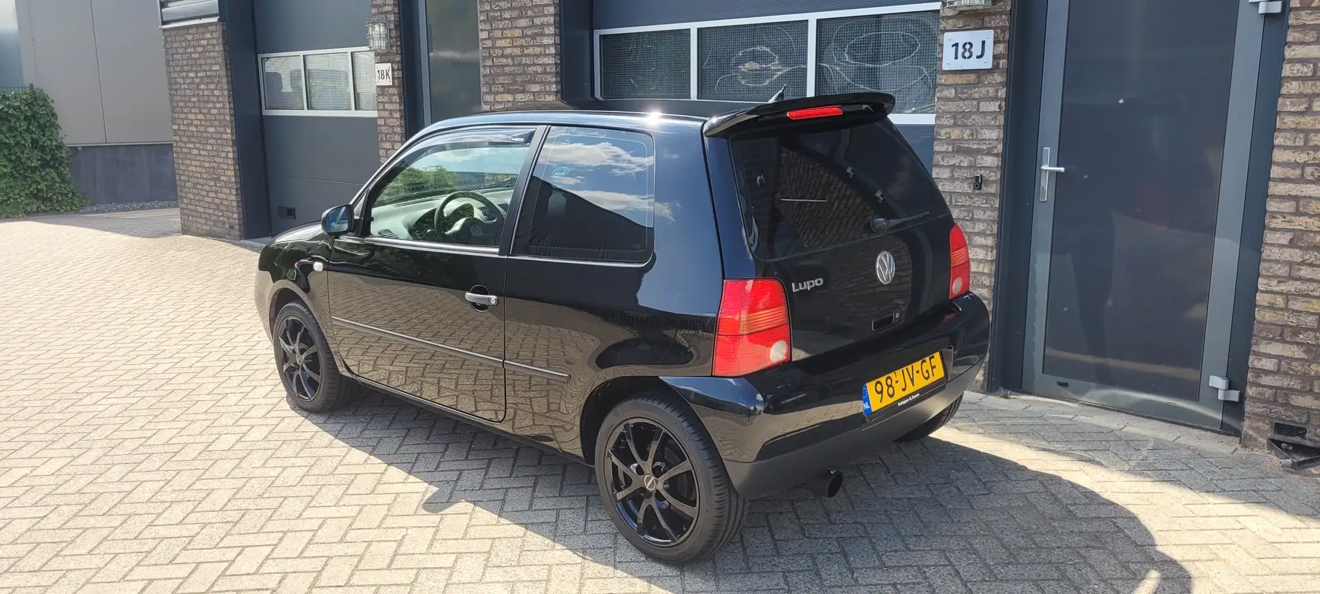 Volkswagen Lupo 1.4 Trendline Чорний - 1
