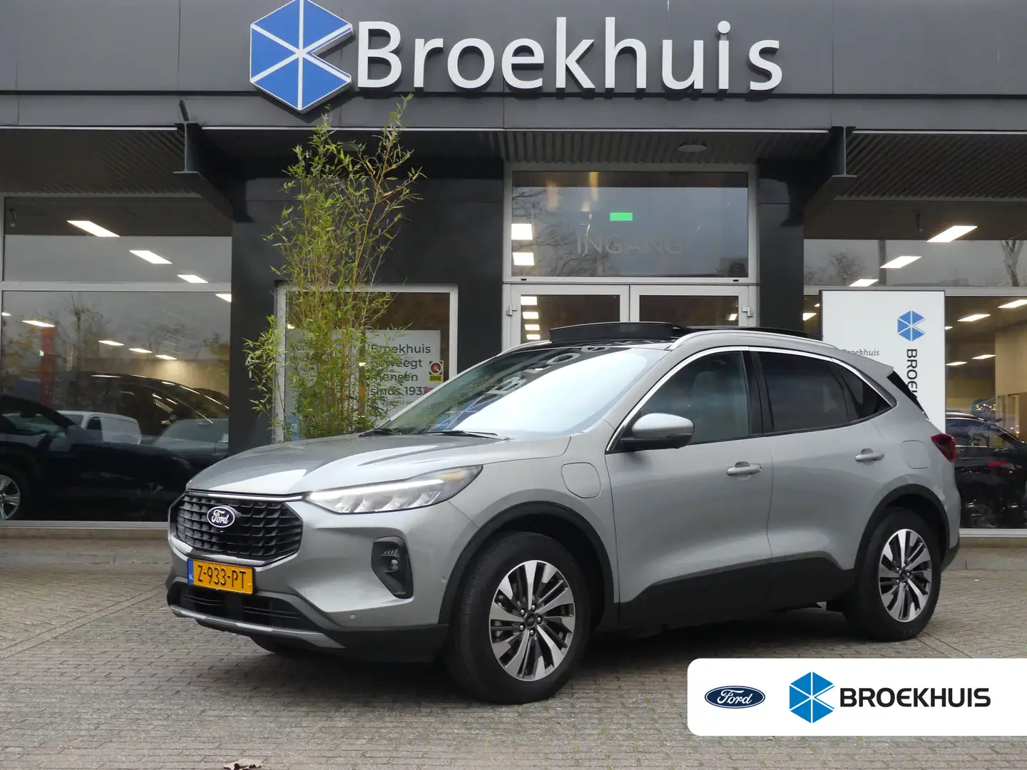 Ford Kuga 2.5 PHEV 243PK Titanium | PANORAMADAK | STOEL+STUU Grijs - 1