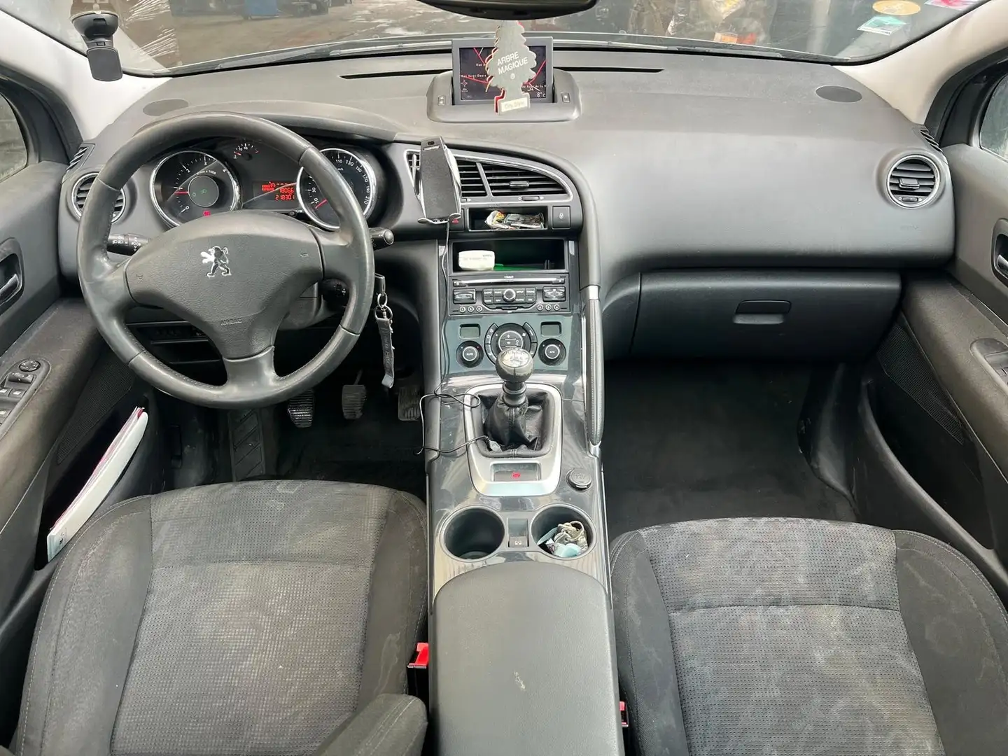 Peugeot 3008 1.6 HDi 16V 110ch FAP Confort Pack - 2
