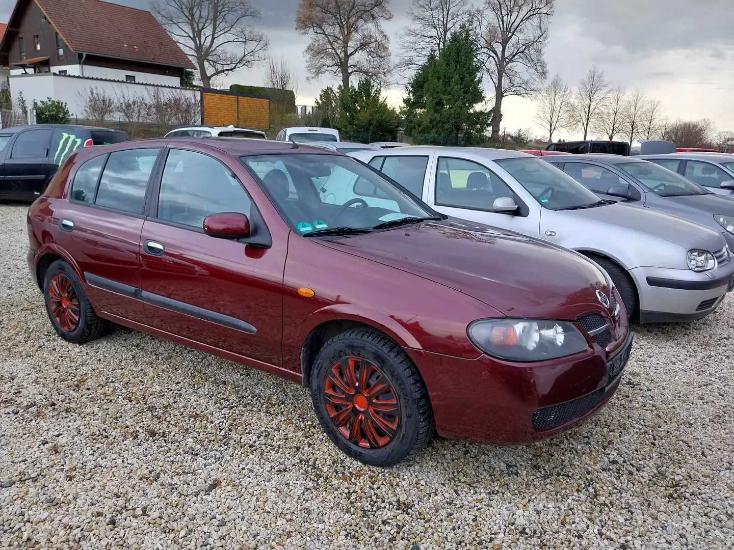 Nissan Almera Almera 1.8 Automatik, Tüv neu mgl. Rot - 1
