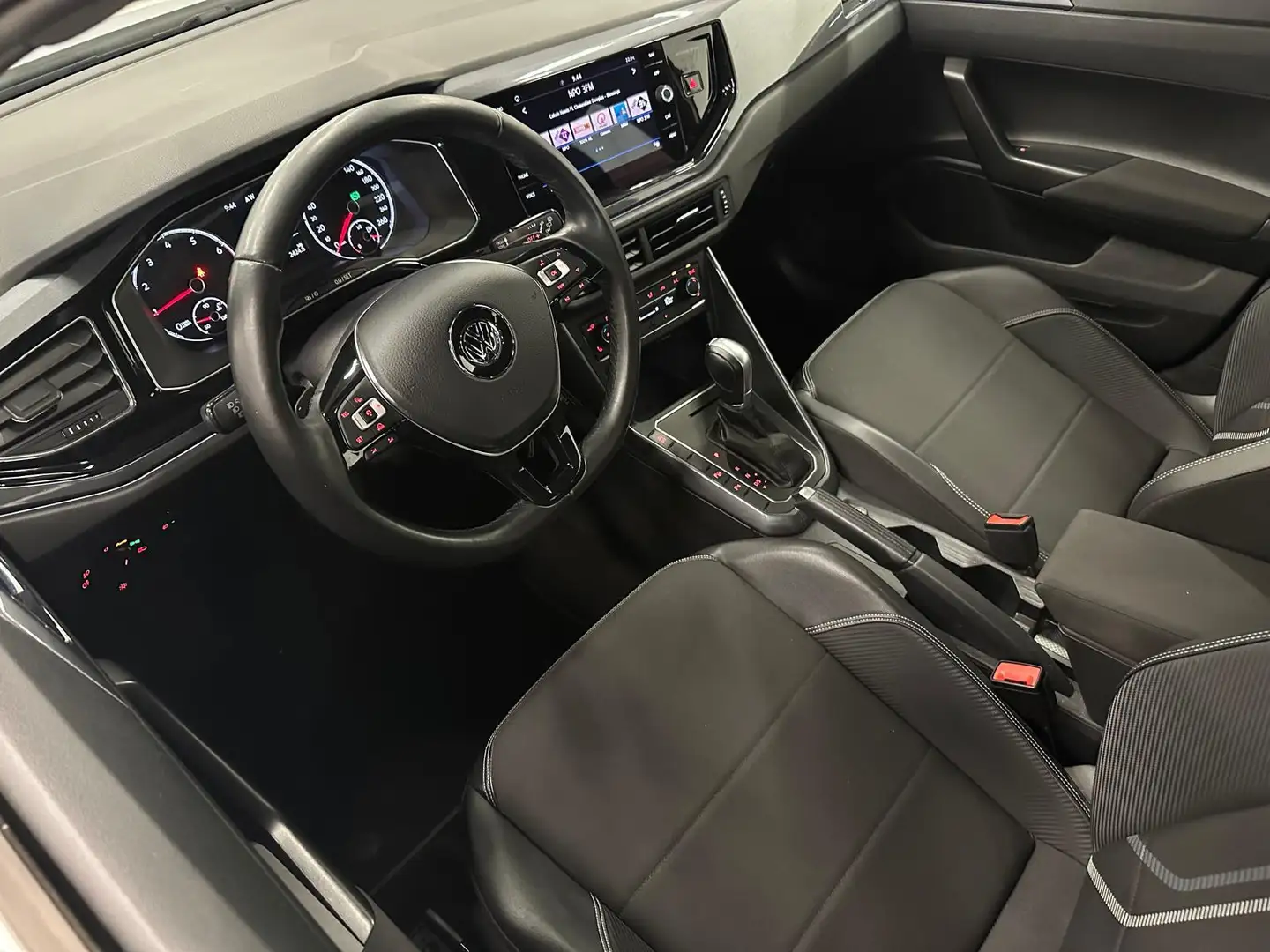 Volkswagen Polo 1.0 TSI Highline Automaat / Navi / Clima / LMV Wit - 2