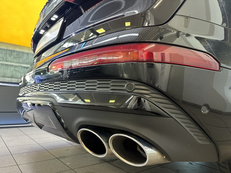 Audi SQ7 4.0 TFSI quattro competition plus AHK*LEDER — photo 15