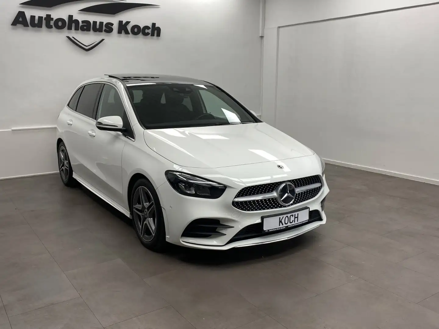 Mercedes-Benz B 200 AMG LINE - #SPORTLICH #STILVOLL #TRAUMHAFT Blanc - 1