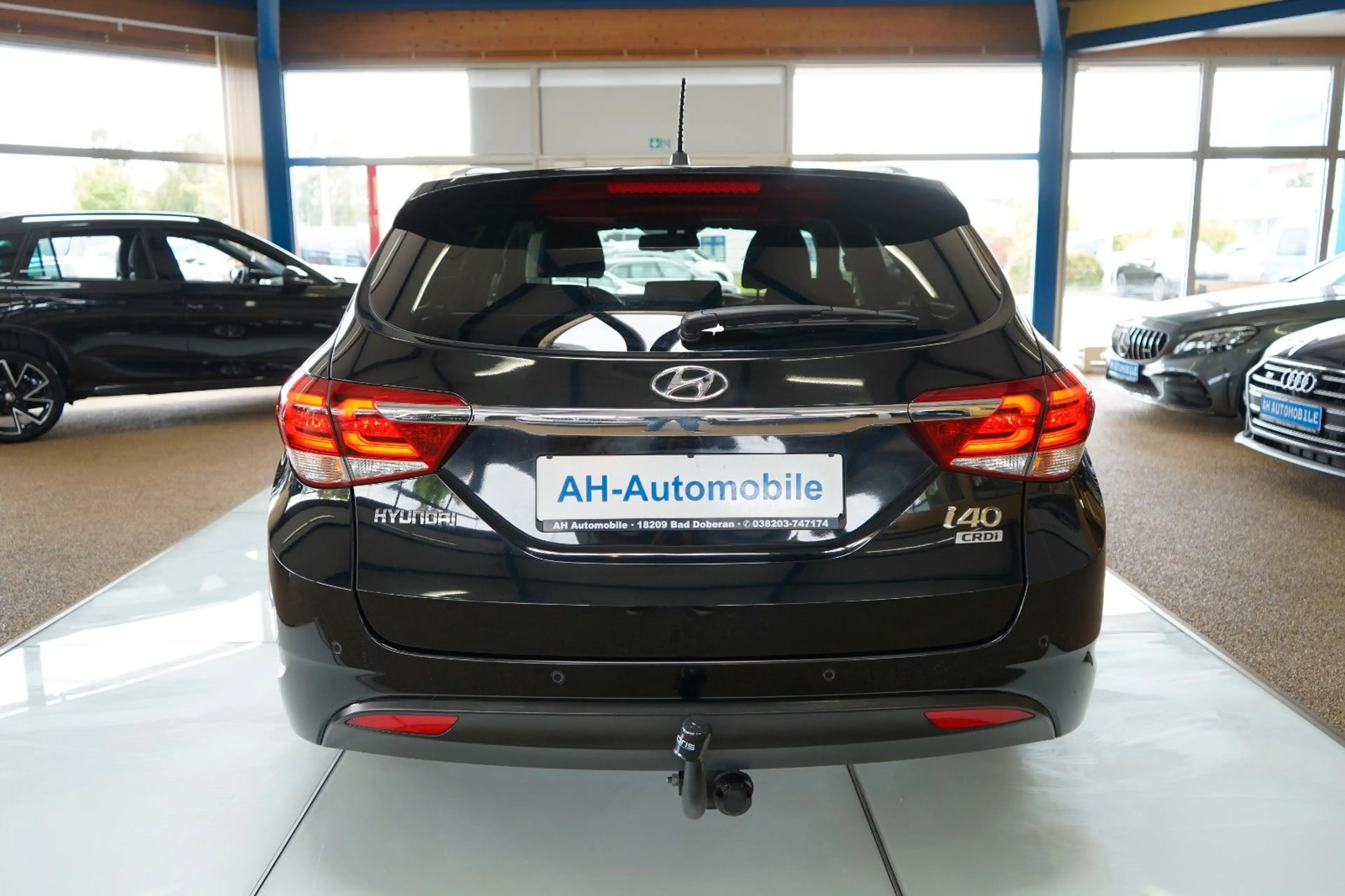 Hyundai i40 cw blue Trend KLIMAAUTO./ TEMPOMAT / PDC — photo 6