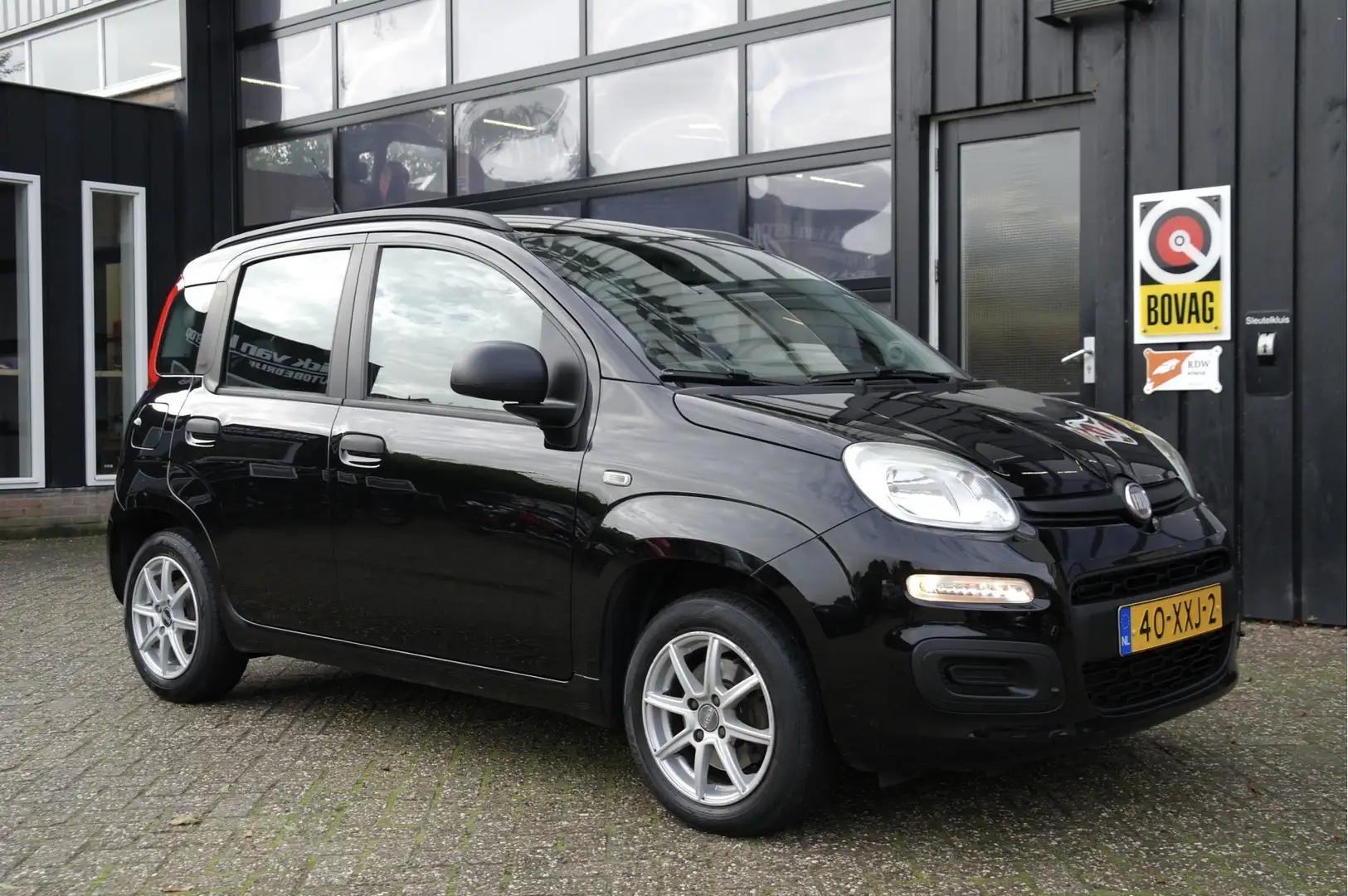 Fiat Panda 0.9 TwinAir Easy | NL-Auto | Airco | Elek.Ramen Noir - 1