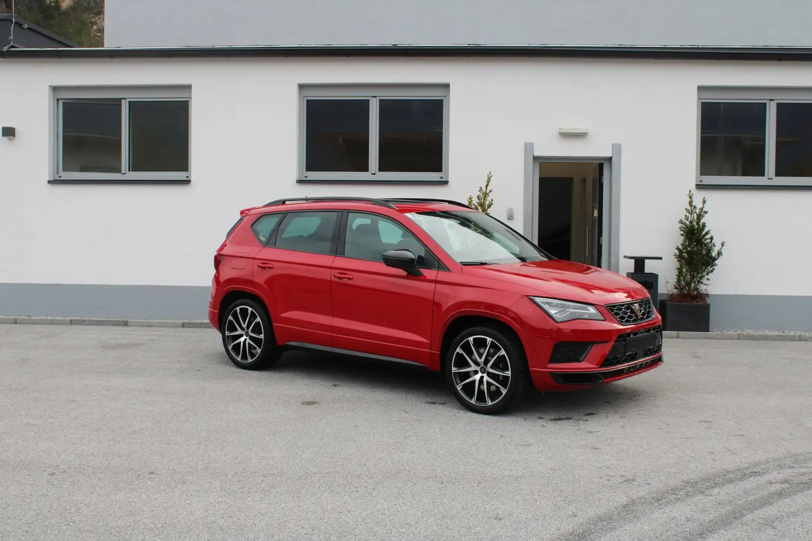 CUPRA Ateca 2.0 TSI DSG 4Drive Rot - 1