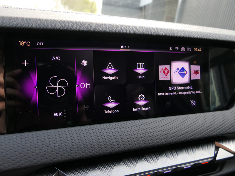 DS Automobiles DS 4 E-Tense Trocadero Plug In Hybrid | DAB | LMV 19'' — photo 26