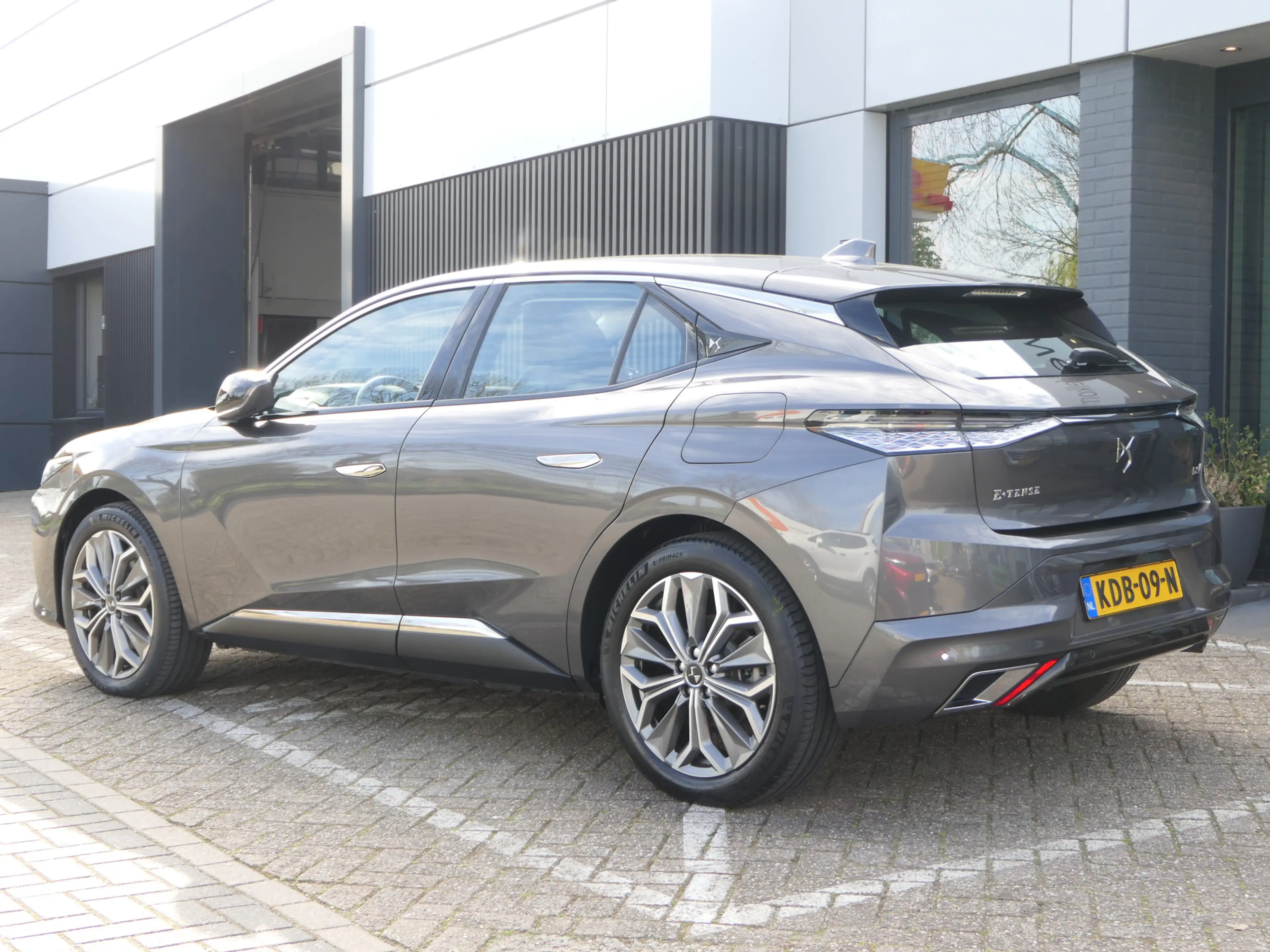 DS Automobiles DS 4 E-Tense Trocadero Plug In Hybrid | DAB | LMV 19'' — photo 7