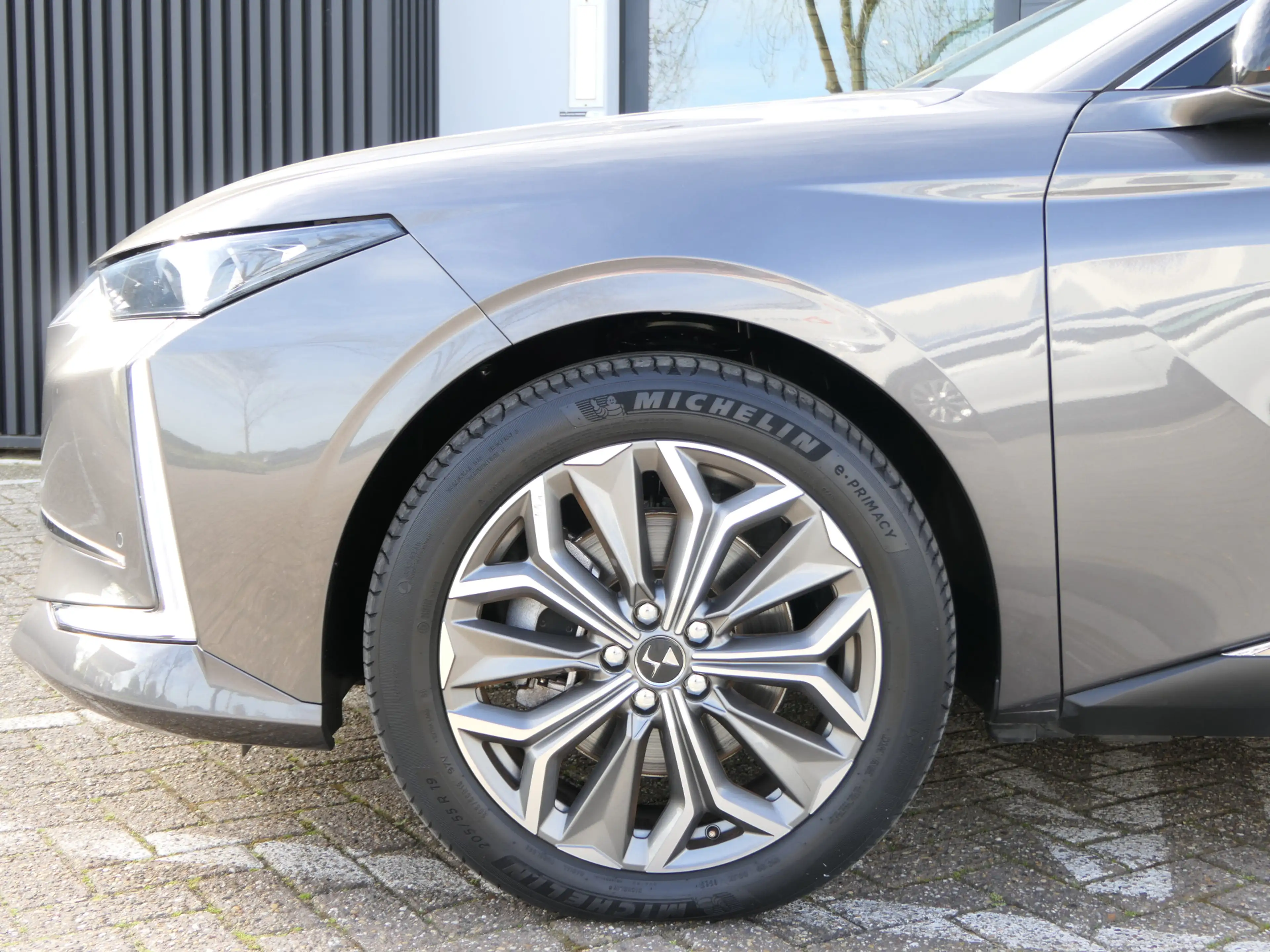DS Automobiles DS 4 E-Tense Trocadero Plug In Hybrid | DAB | LMV 19'' — photo 12