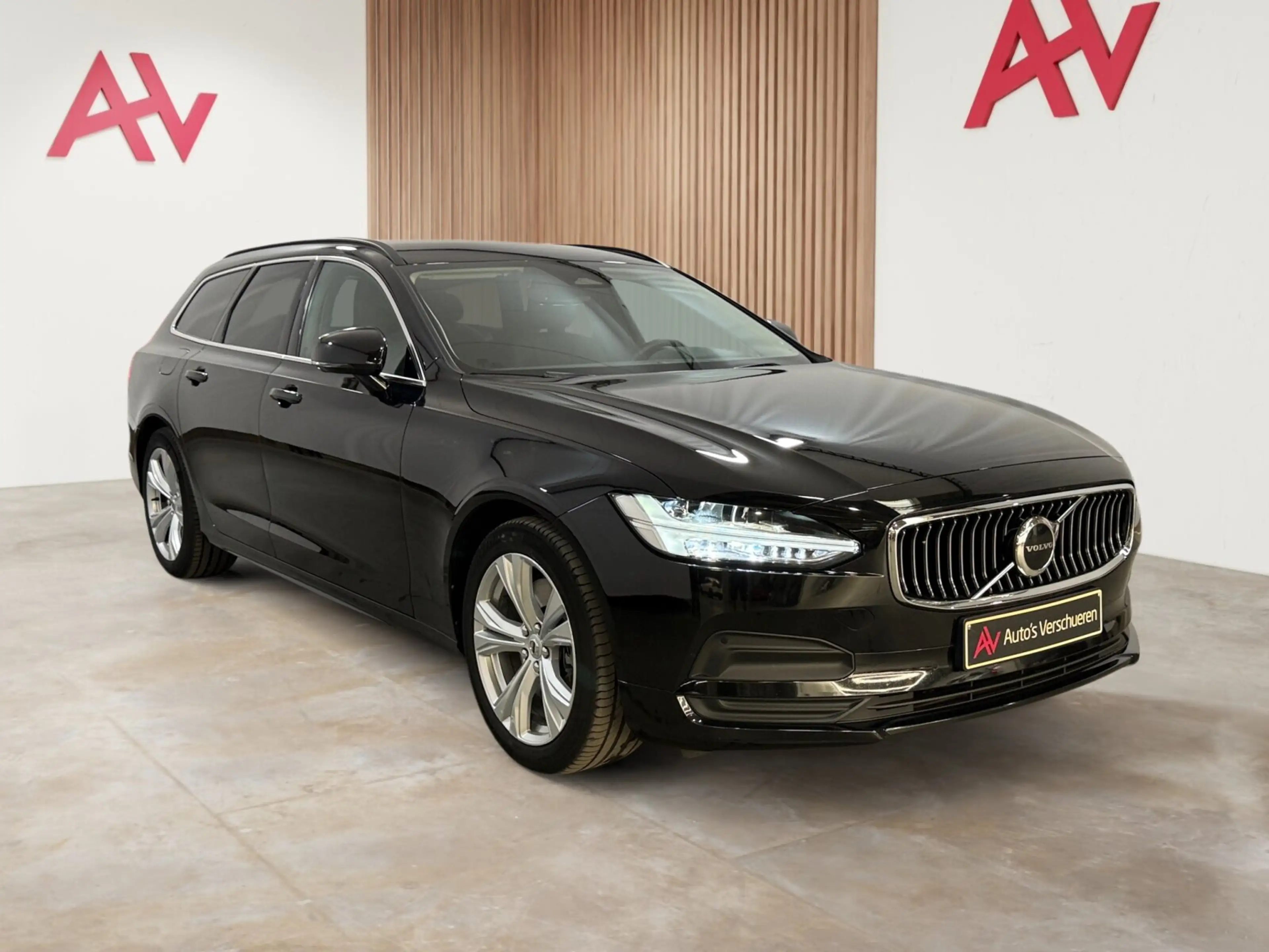 Volvo V90 B4 MHEV Core ** Pilot | Zetel/Stuurverwarm | Ha... — photo 3