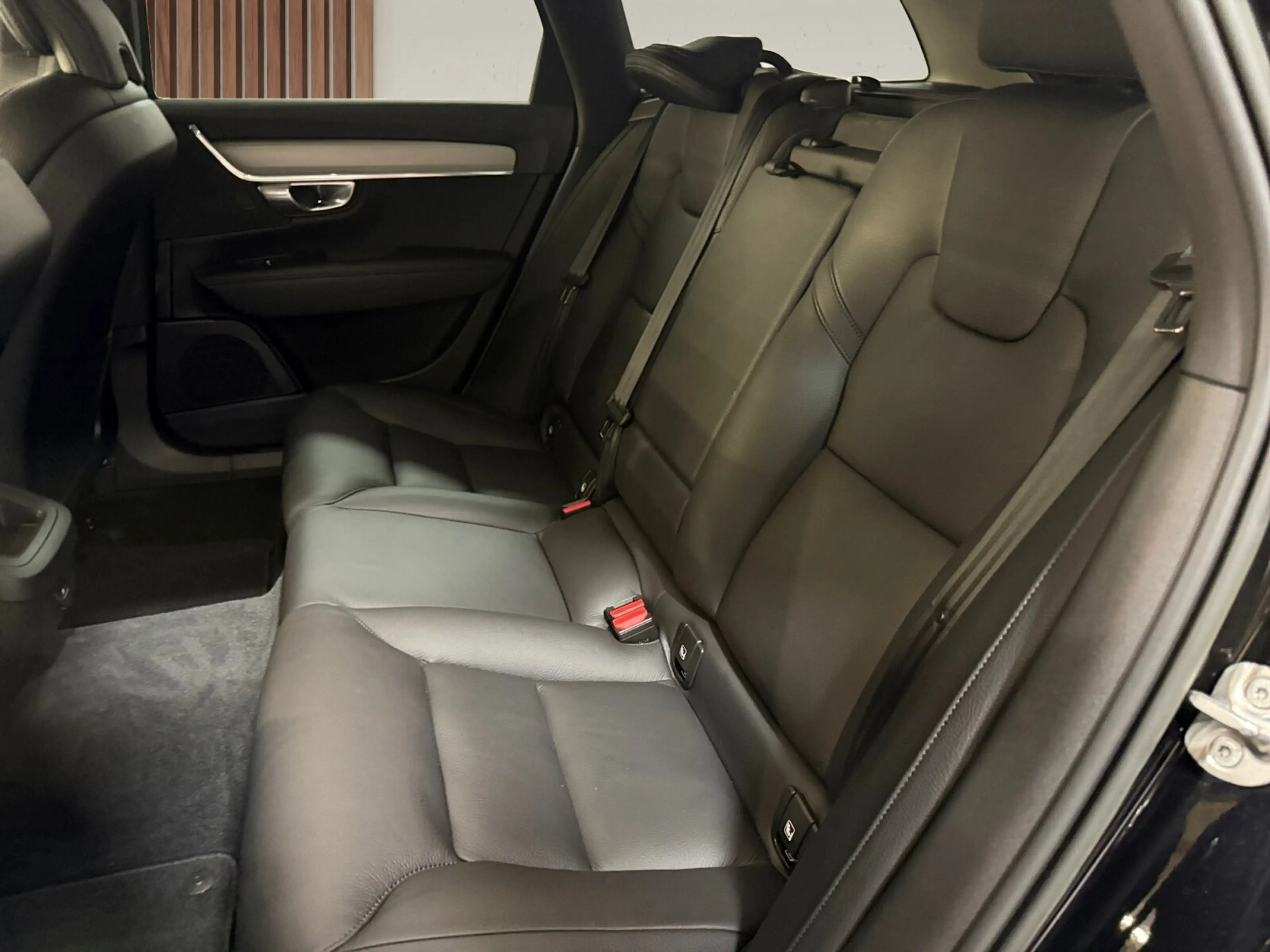 Volvo V90 B4 MHEV Core ** Pilot | Zetel/Stuurverwarm | Ha... — photo 25