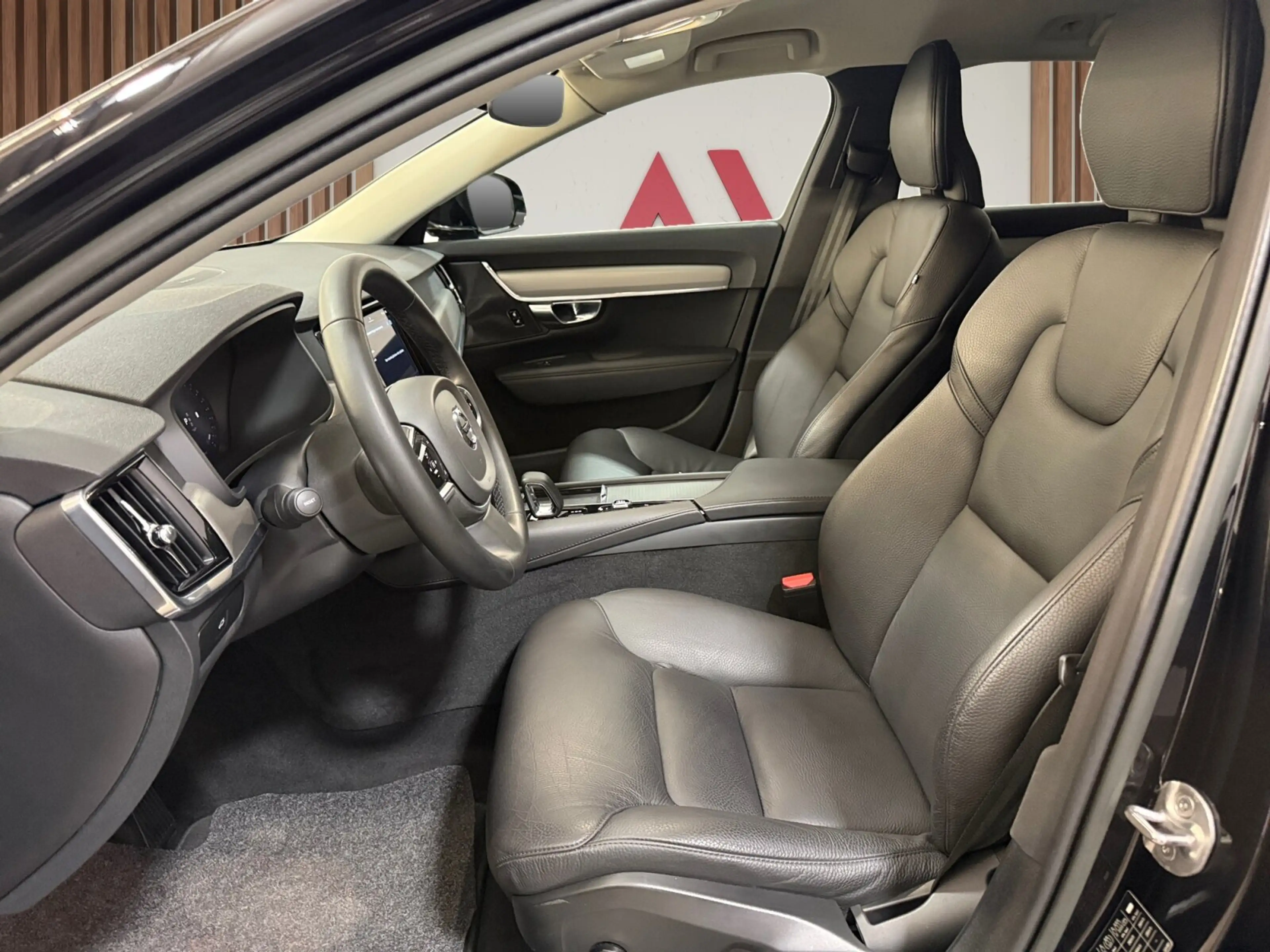 Volvo V90 B4 MHEV Core ** Pilot | Zetel/Stuurverwarm | Ha... — photo 12
