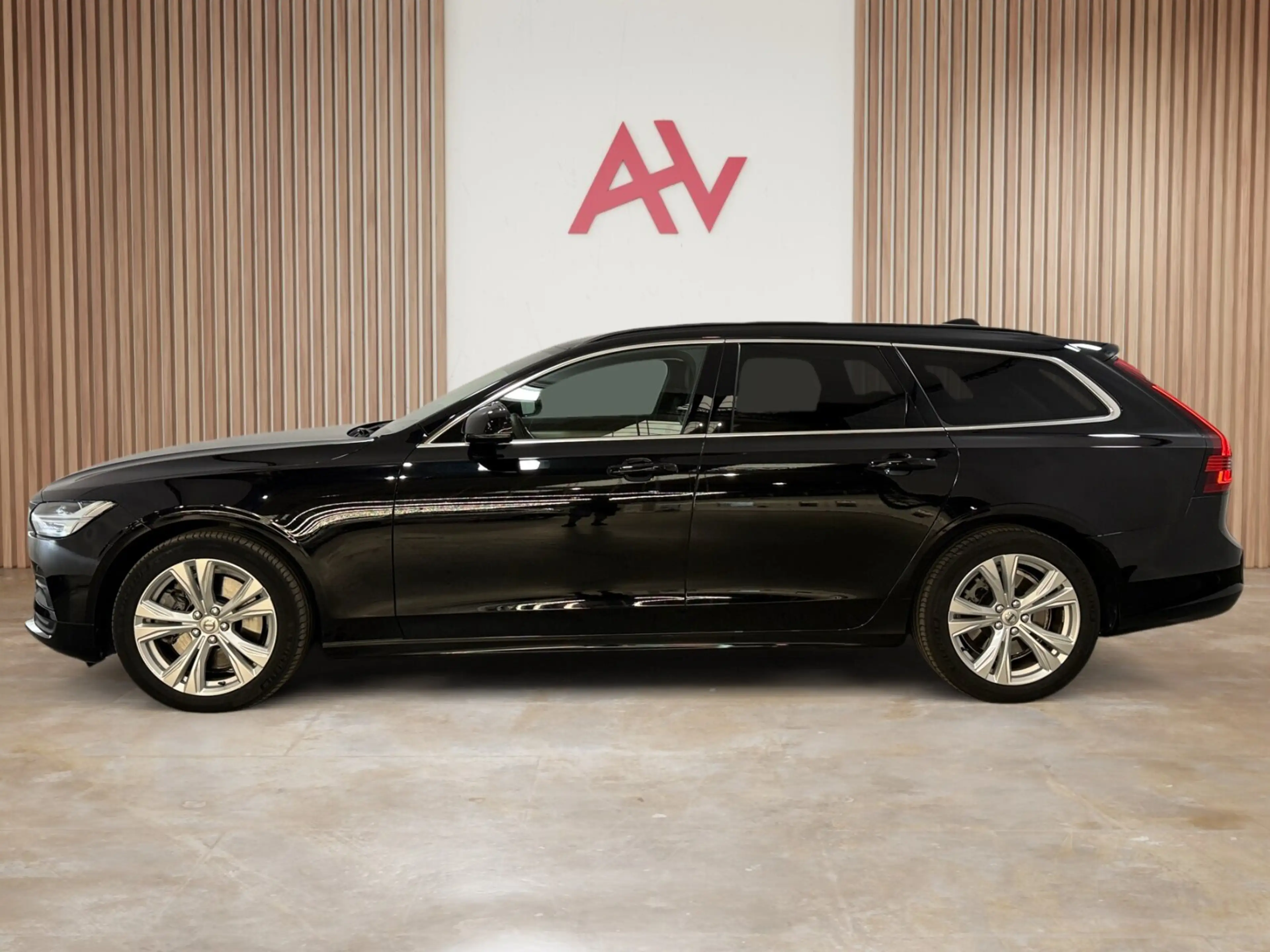 Volvo V90 B4 MHEV Core ** Pilot | Zetel/Stuurverwarm | Ha... — photo 10
