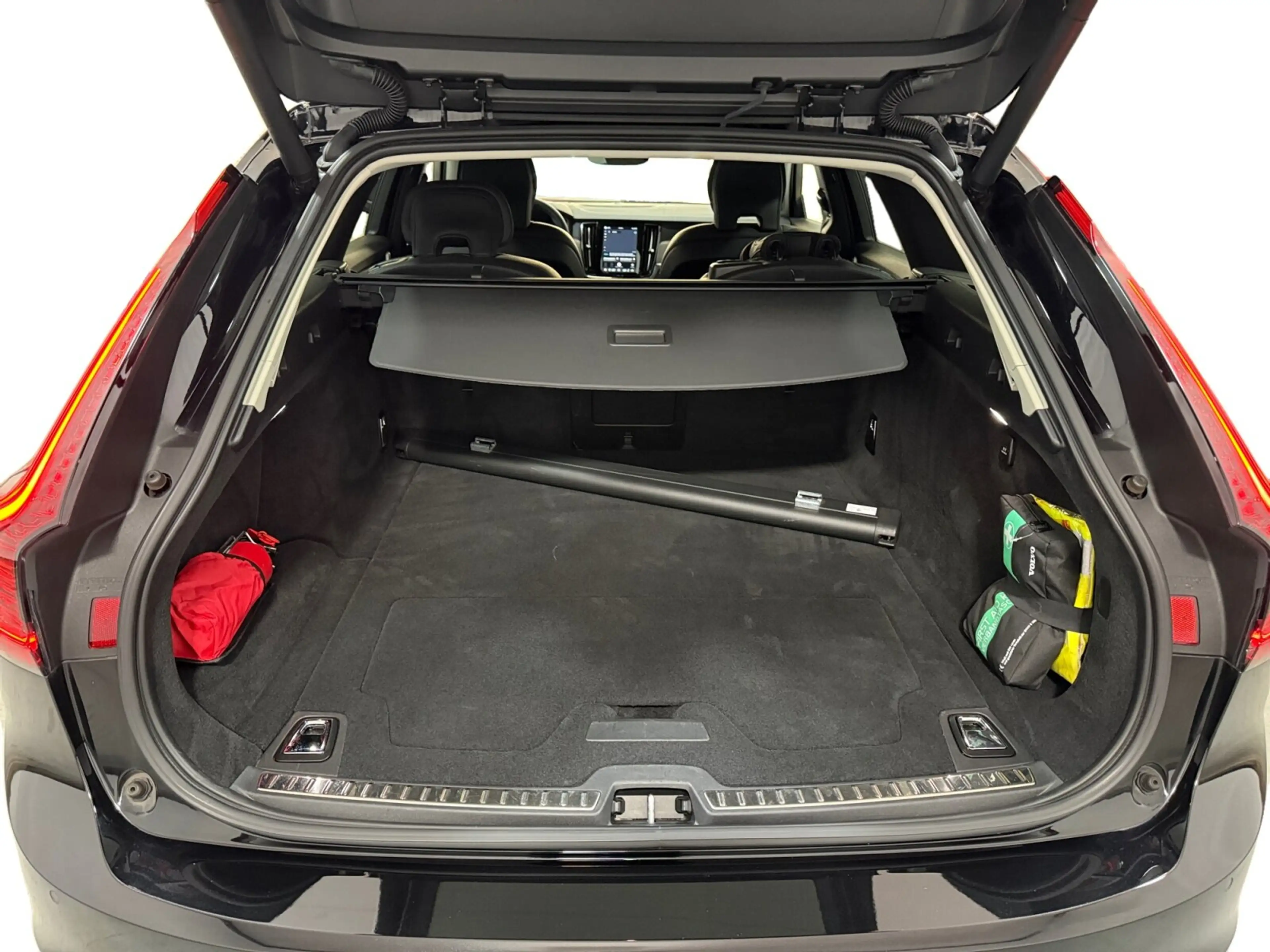 Volvo V90 B4 MHEV Core ** Pilot | Zetel/Stuurverwarm | Ha... — photo 23