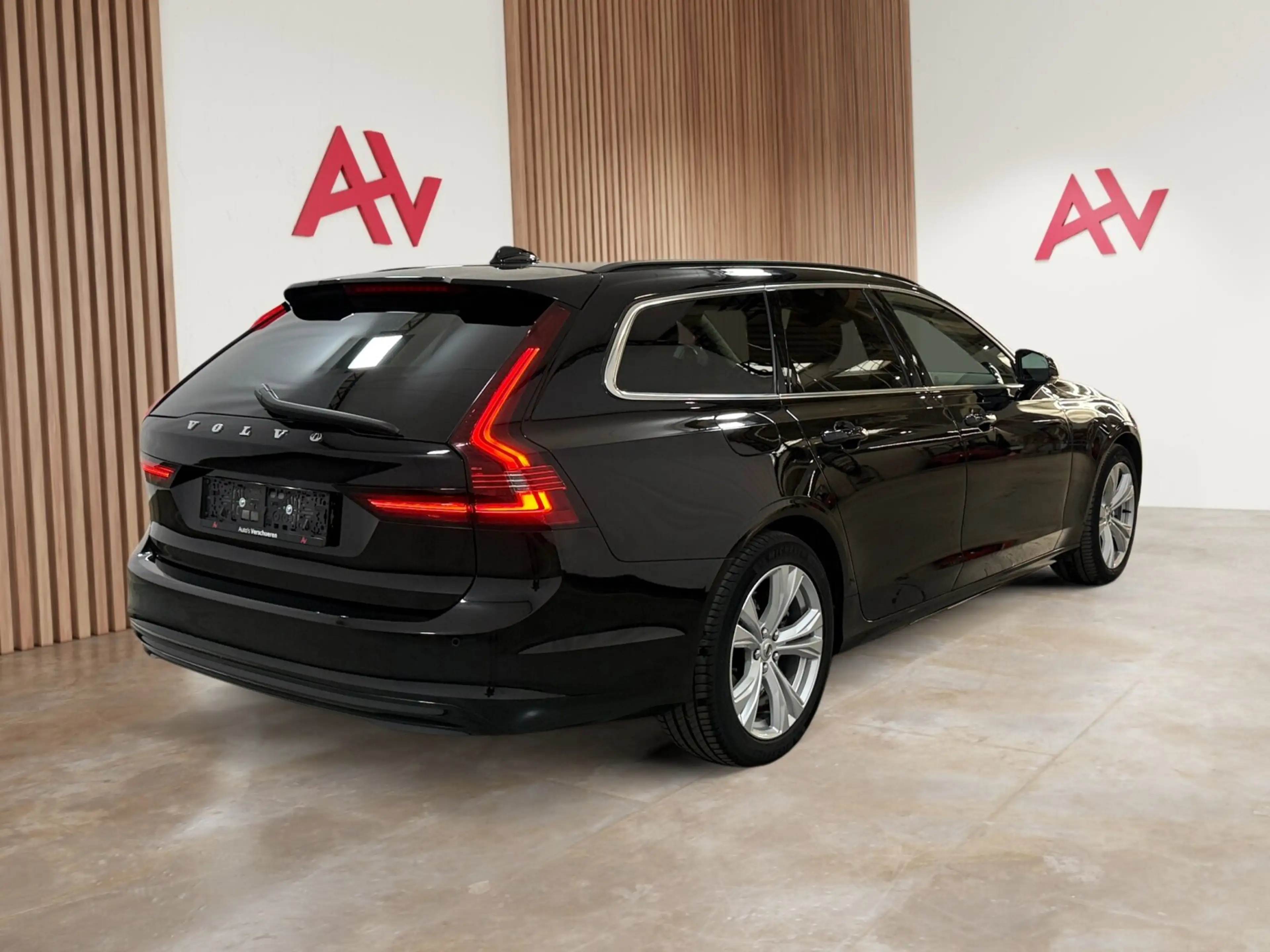 Volvo V90 B4 MHEV Core ** Pilot | Zetel/Stuurverwarm | Ha... — photo 6