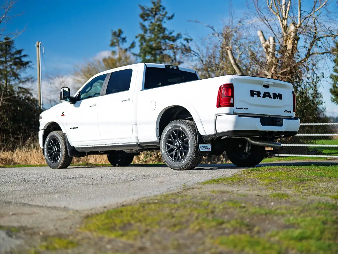 RAM 3500 снимка RAM 3500