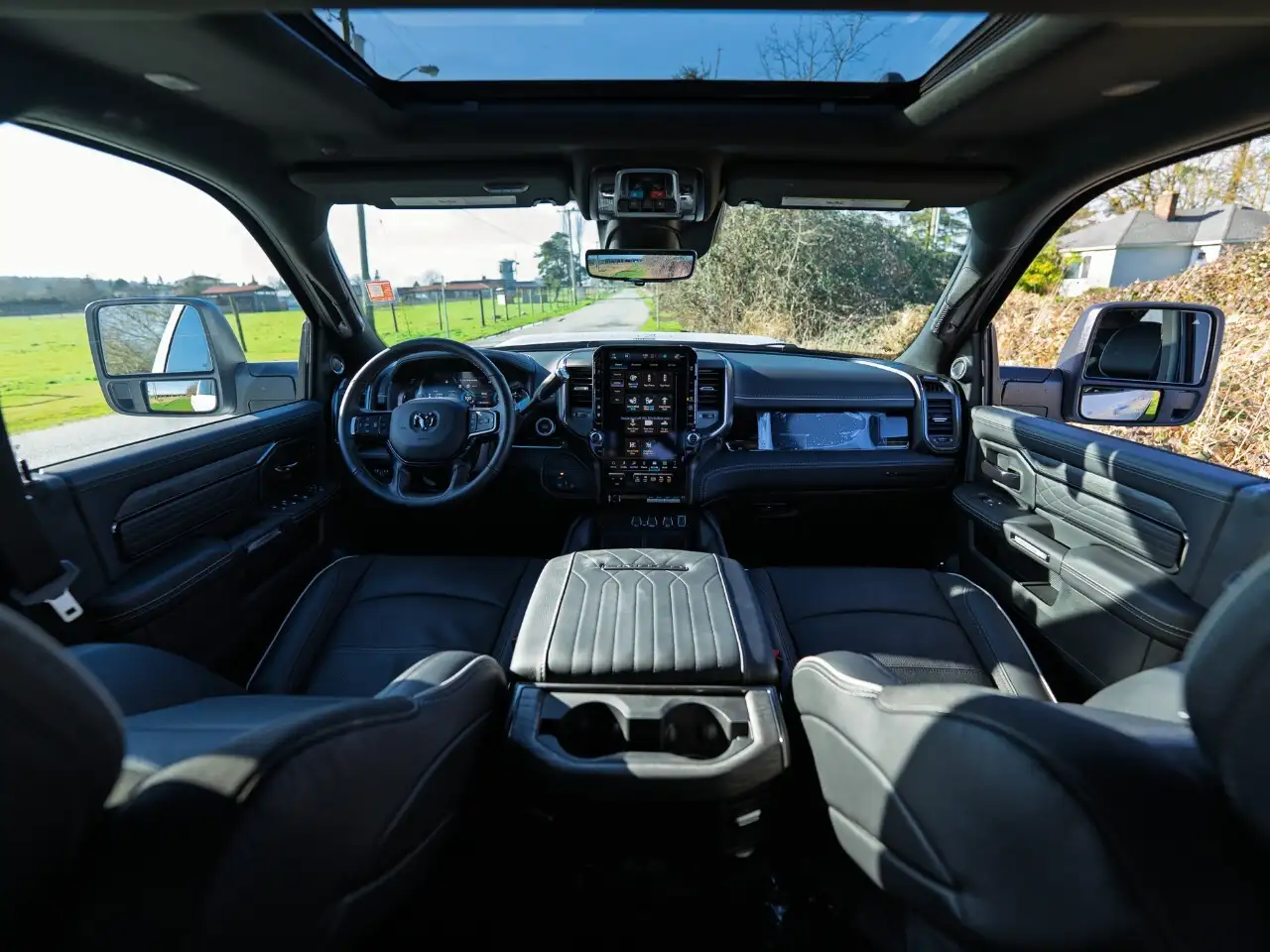 RAM 3500 снимка RAM 3500