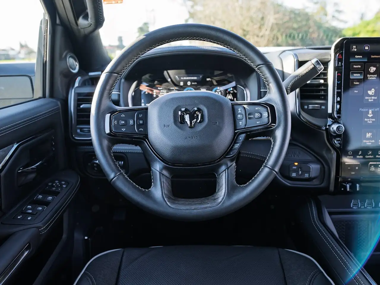RAM 3500 снимка RAM 3500