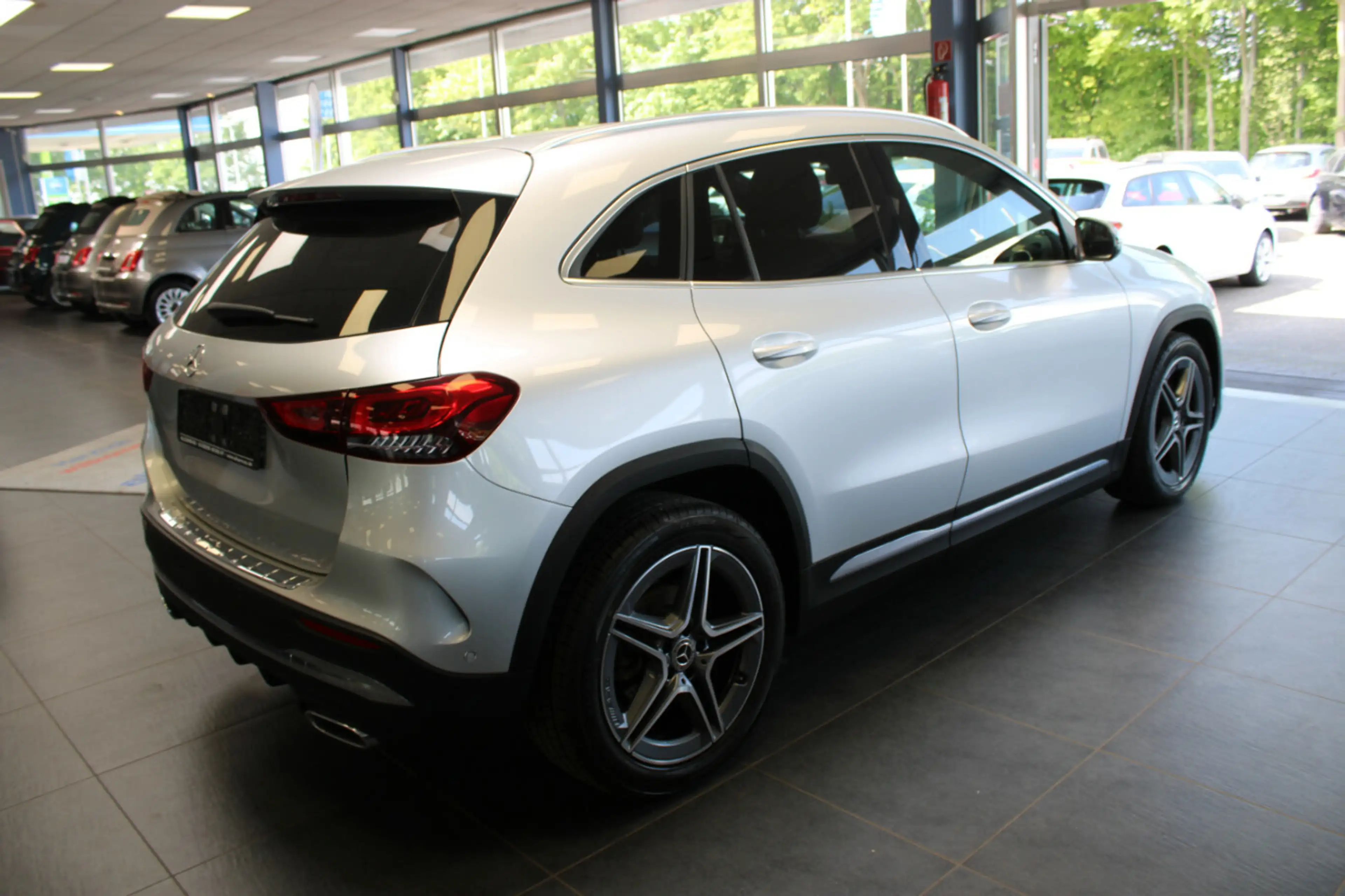 Mercedes-Benz GLA 200 D 8G-DCT AMG Line — photo 7