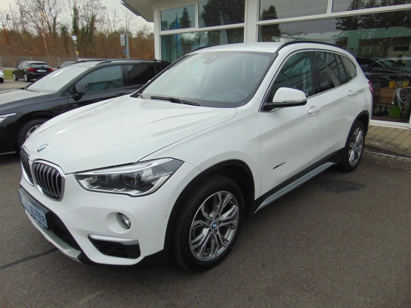 BMW X1 xDrive 20 d xLine Blanco - 1