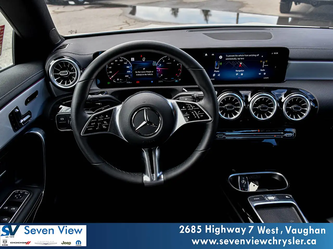 Mercedes-Benz CLA снимка Mercedes-Benz CLA