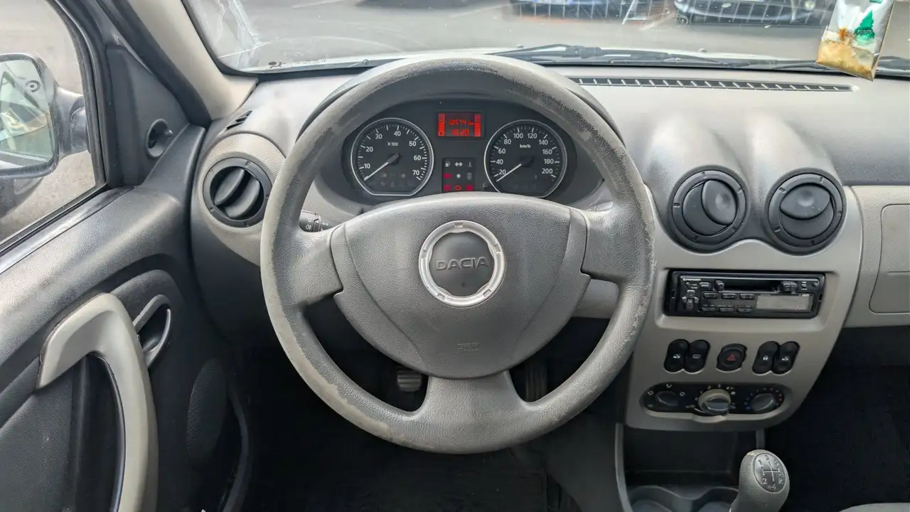 Dacia Sandero Sandero — photo 17