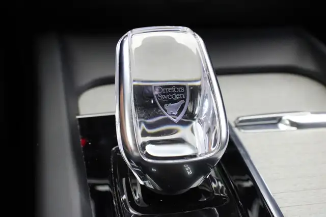 Volvo S60 view 24