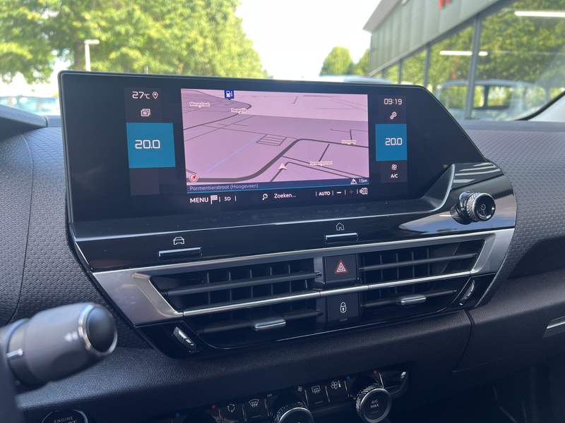 Citroen C4 1.2 Puretech Shine | Camera | Head-up display | Na — photo 7