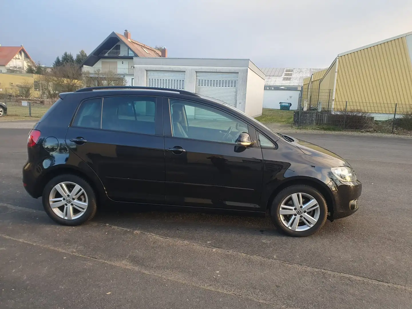 Volkswagen Golf Plus Match Schwarz - 2