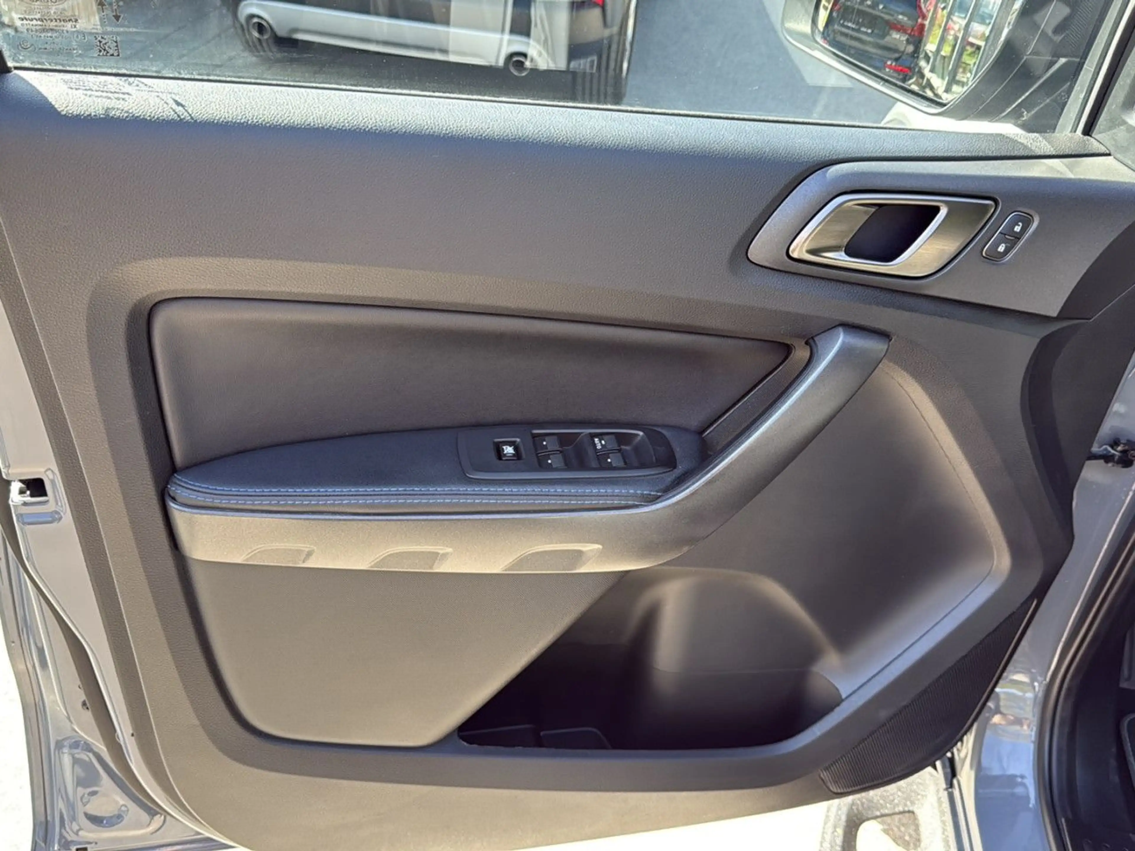 Ford Ranger Raptor 2.0 EcoBlue Doppelkabine 4x4 Automat — photo 13