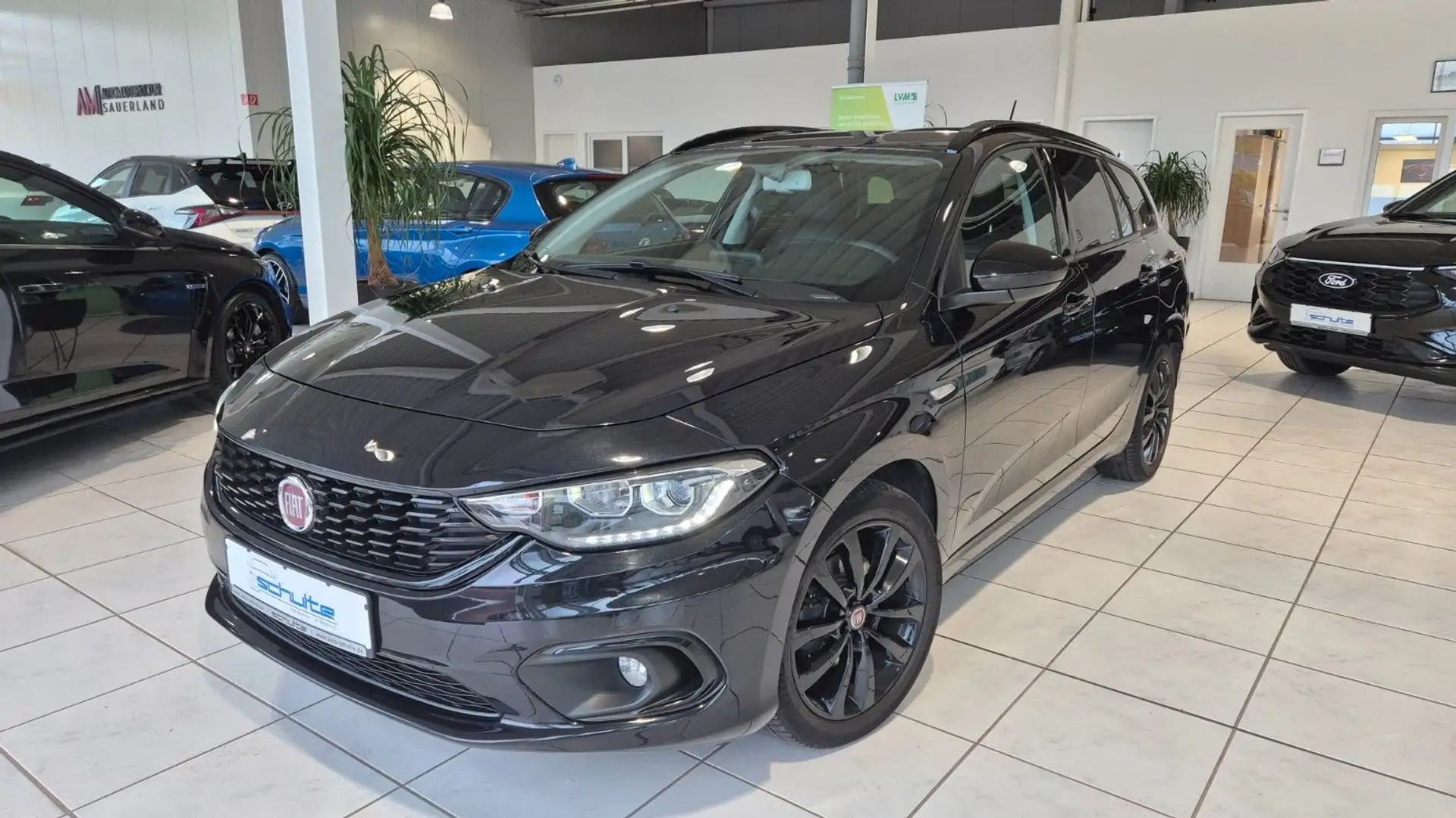 Fiat Tipo S-Design *SHZ*ALU*Tempomat*Klimaautomatik Zwart - 1