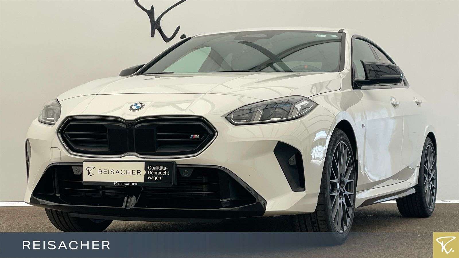 BMW 235
