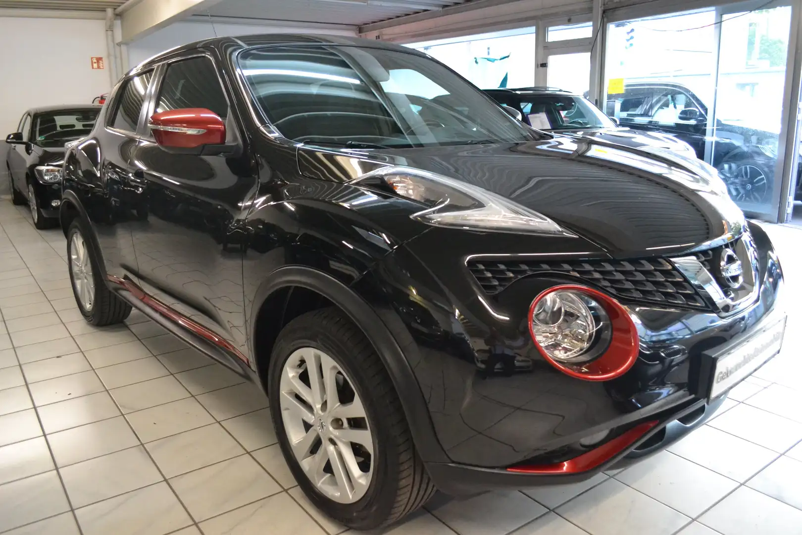 Nissan Juke 1.5 DCi N-Connecta Black - 2