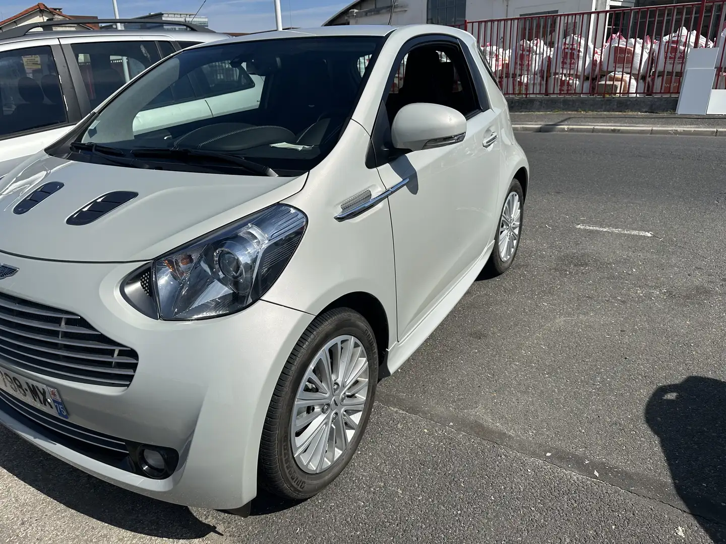 Aston Martin Cygnet 1.3 CVT - 1